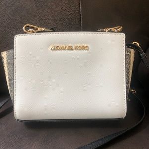 Michael Kors crossbody mini bag